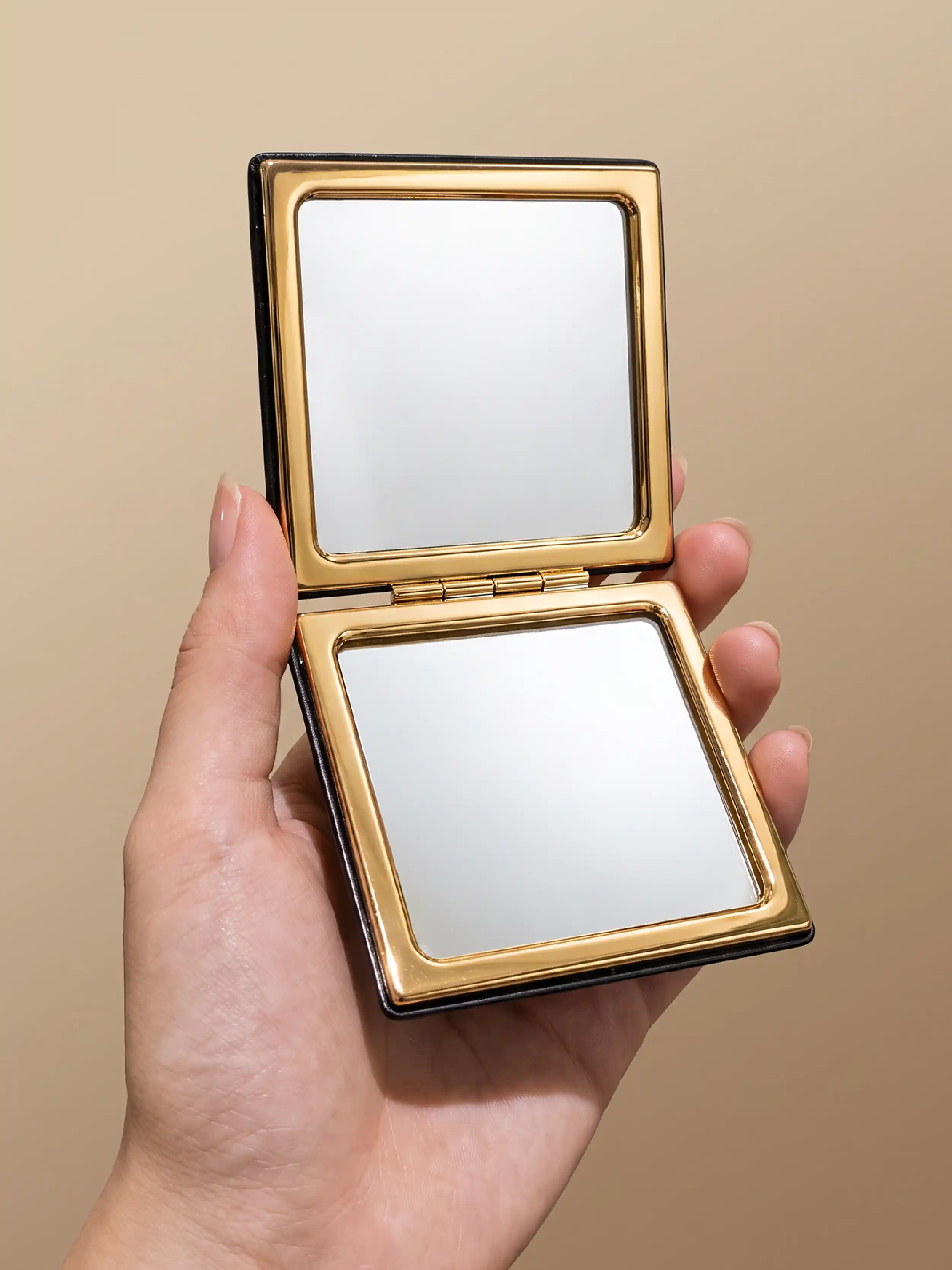 Mirror 4